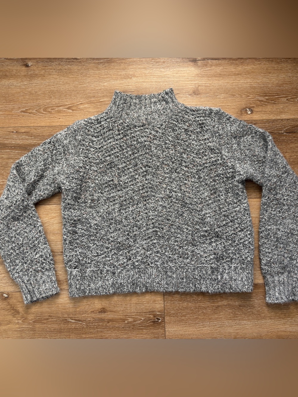 Women’s Old Navy Gray Marled Crewneck Sweater